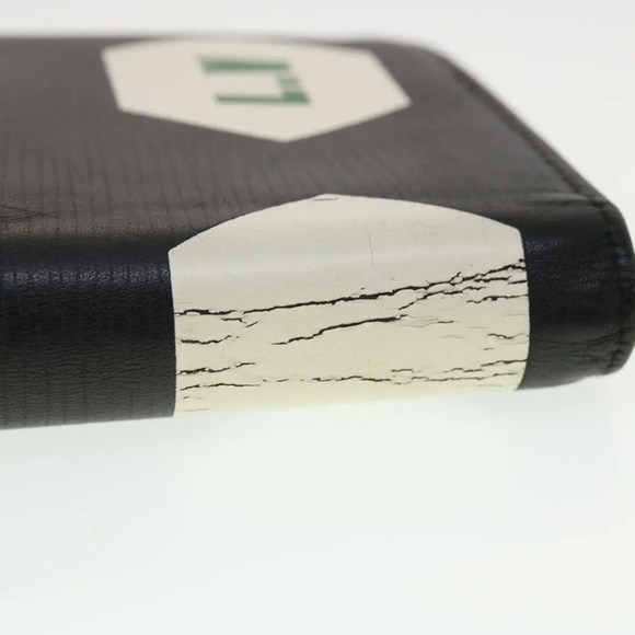 Authentic LOUIS VUITTON Epi FIFA Portefeuille Brazza Wallet Black/White - Picture 11 of 15